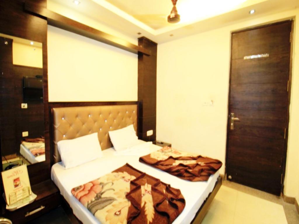 Adb Rooms Hotel Chander Palace Нью-Дели Экстерьер фото